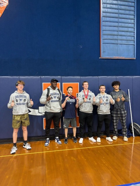 Boys Weightlifting Concludes with State Finalist